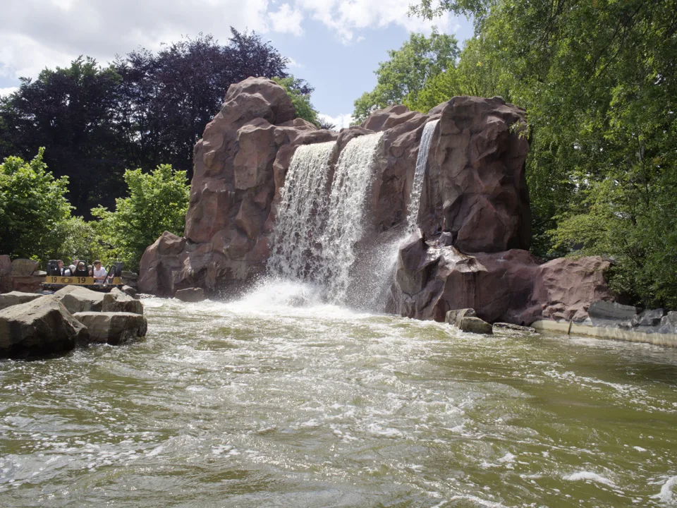 De wildwaterbaan Piraña op een foto uit 2019