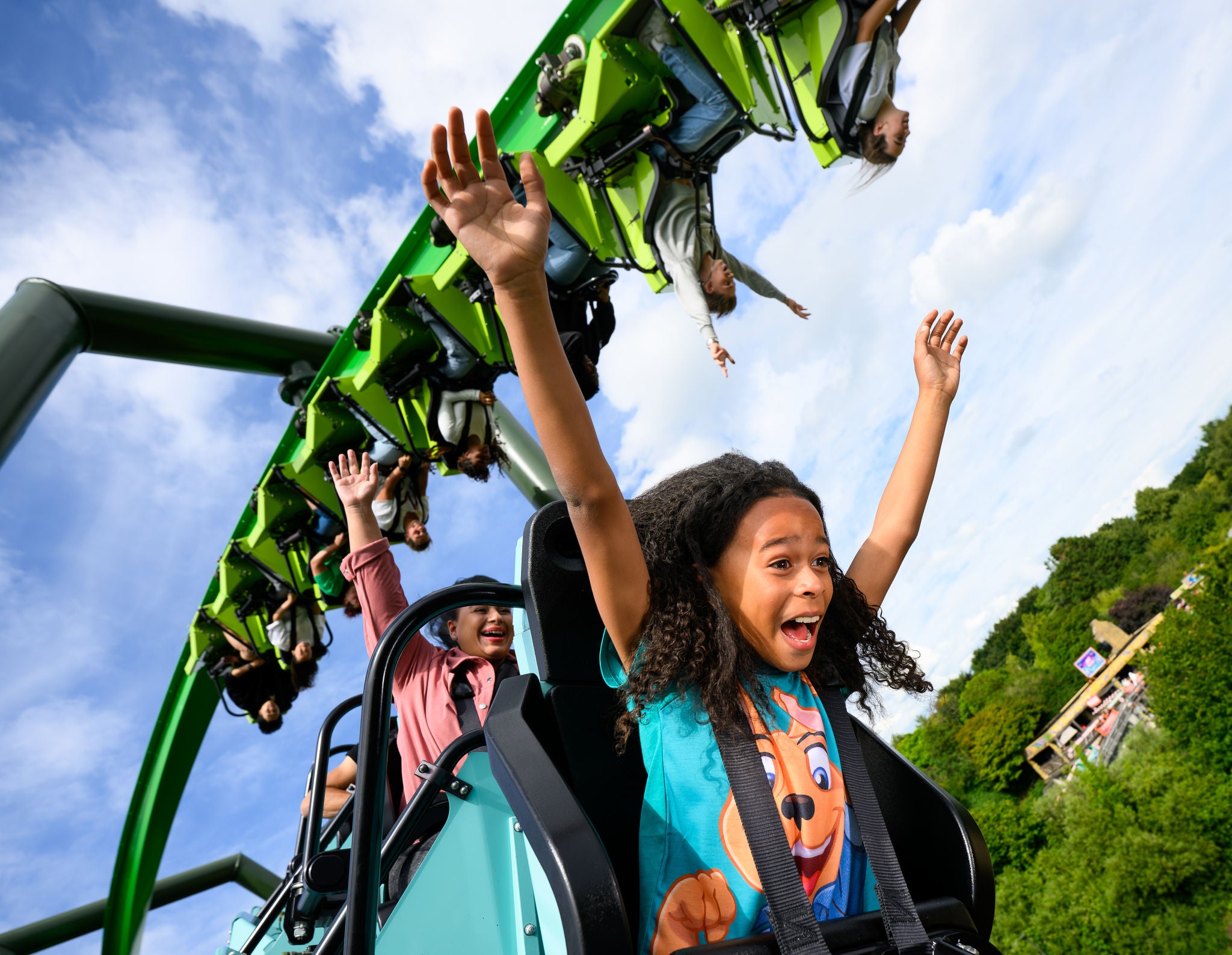 De achtbaan YOY in Walibi Holland
